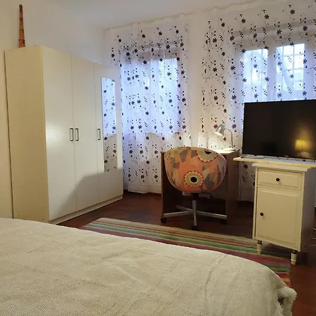 Homestay Victoriei Bucharest