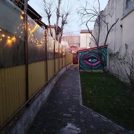 Victoriei בית אירוח